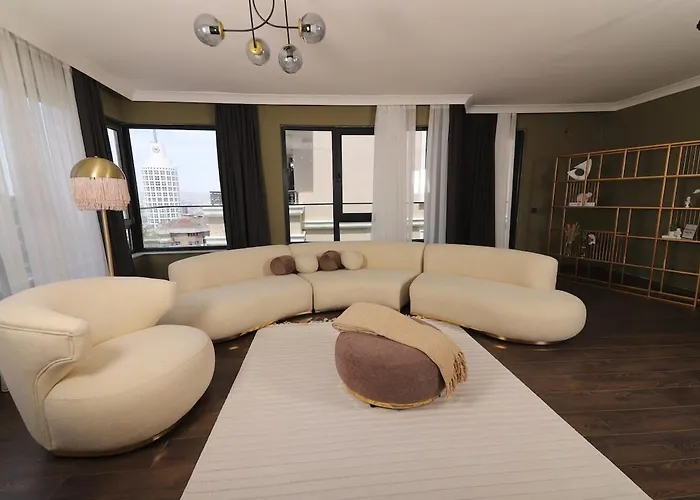 1006 135 Sqm Close To Consulates Lejlighed *