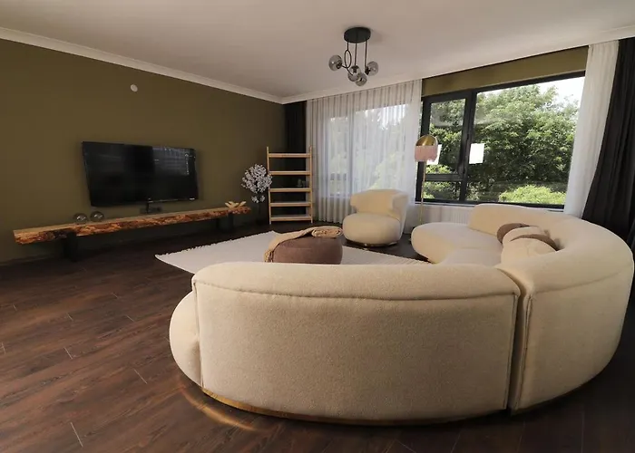 1006 135 Sqm Close To Consulates Lejlighed