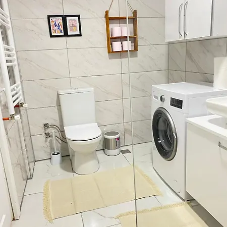 1006 135 Sqm Close To Consulates *