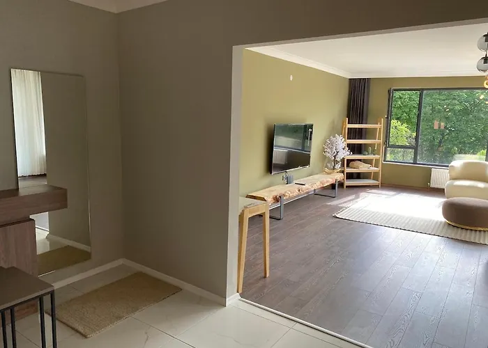 1006 135 Sqm Close To Consulates Ankara