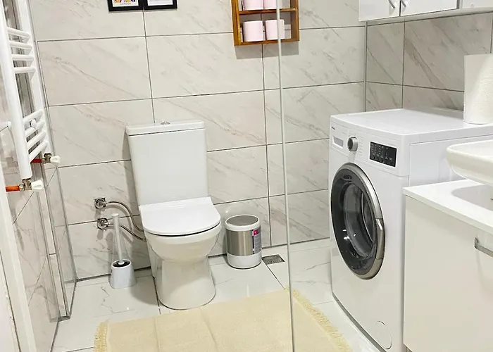 1006 135 Sqm Close To Consulates *