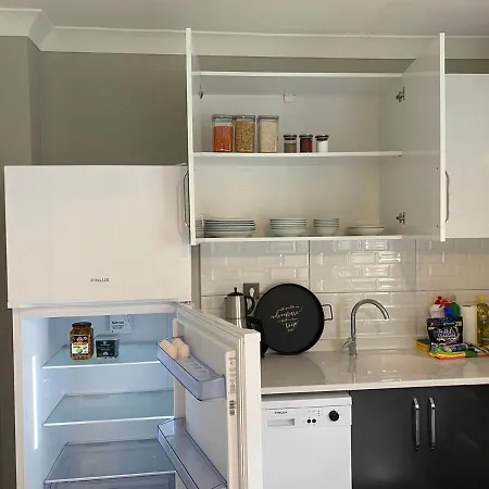 1006 135 Sqm Close To Consulates Appartement